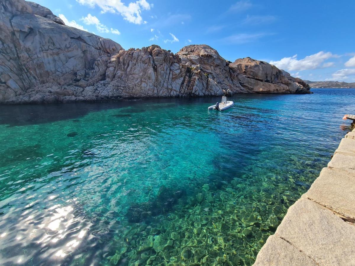 Residence Cala Francese - Case Sul Mare La Maddalena  Buitenkant foto